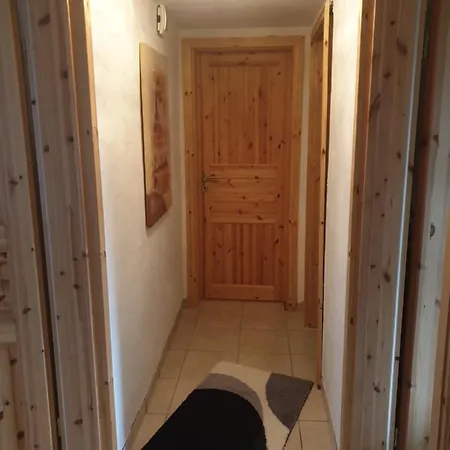 Apartment Am *